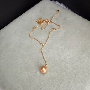 Golden Pearl Y-Drop Necklace – Elegant Minimalist Design